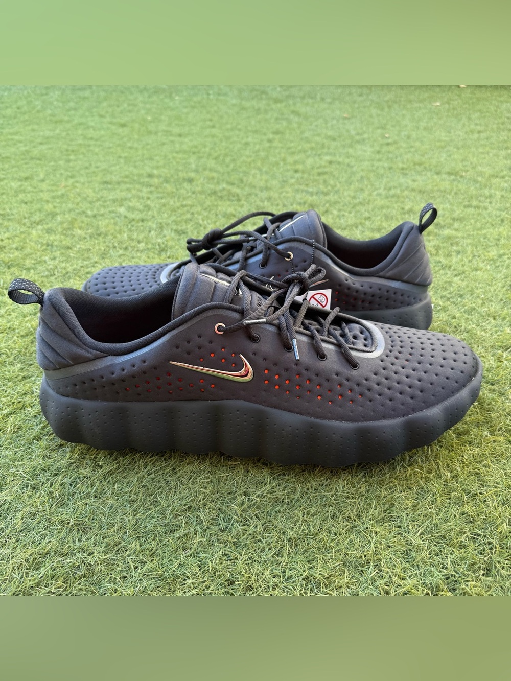 Nike Mind 002